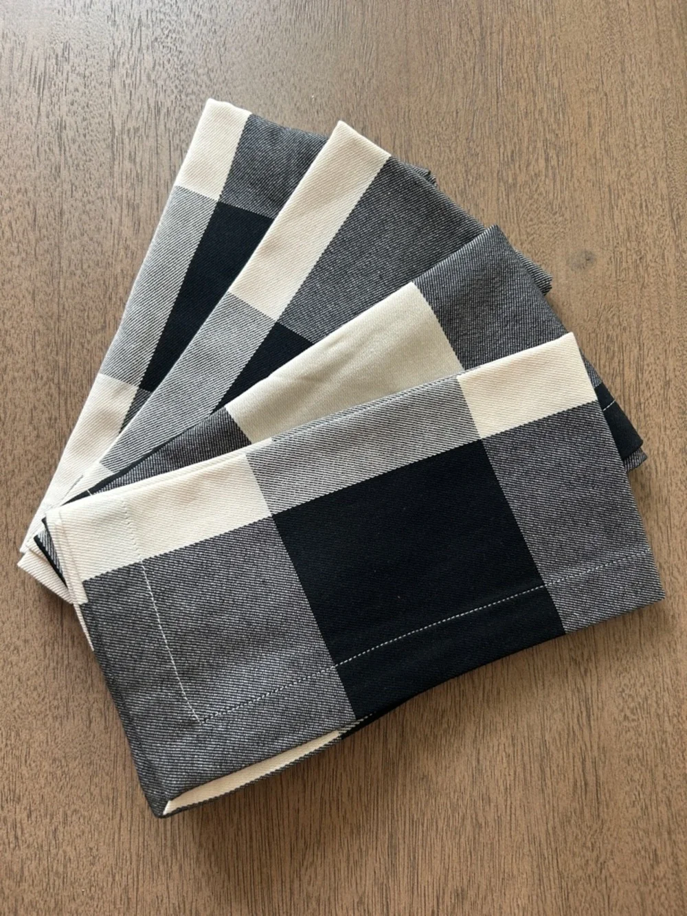Set of 4- Pottery Barn Napkins